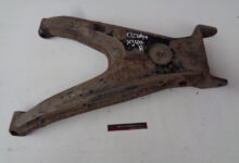 Draagarm achter rechts XJ40 CCC2894