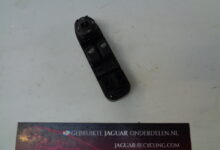 Raamschakelaar linksvoor X-Type (alleen voor bediend)