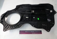 Montage plaat in de deur L.V. X351 AW93-045H16-AC