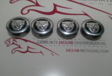 Centercaps zwart embleem set van 4 stuks