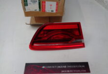 Achterlicht links op de klep XE T2A1056 New Old Stock