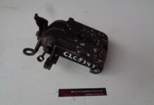 Remklauw rechts achter X350 C2C8343