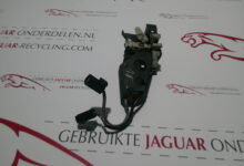 Slot mechaniek rechts voor XJ40 1992-1994 (zwarte stekkers)