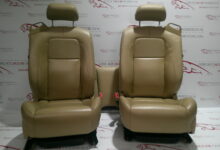 Voorstoelen en achterbank XK150