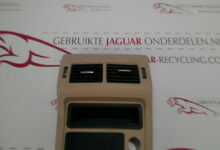 Middenconsole einddeel crème met luchtrooster XF X260