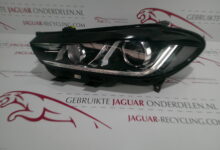 Koplamp links Jaguar XE Xenon 2015-2019 T4N17215